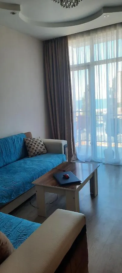 Eto S Apartment With Sea View In Batumi