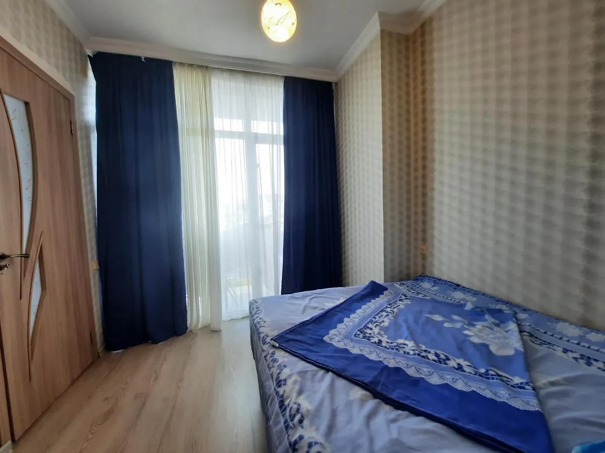 Eto S Apartment With Sea View In Batumi
