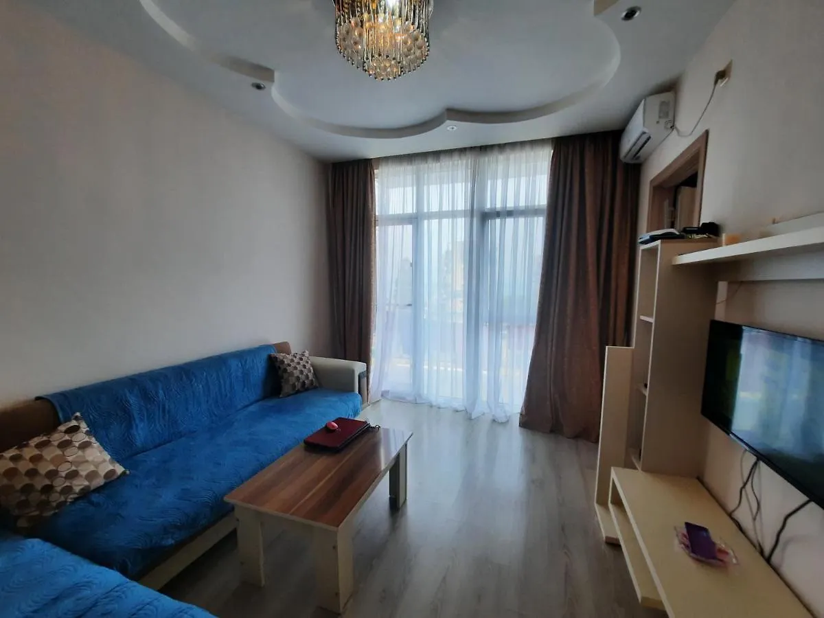 Eto S Apartment With Sea View In Batumi 0*,